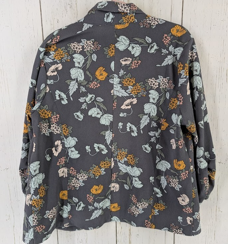 Maurices Size 1 Gray Floral Open Front Blazer - Picture 7 of 7