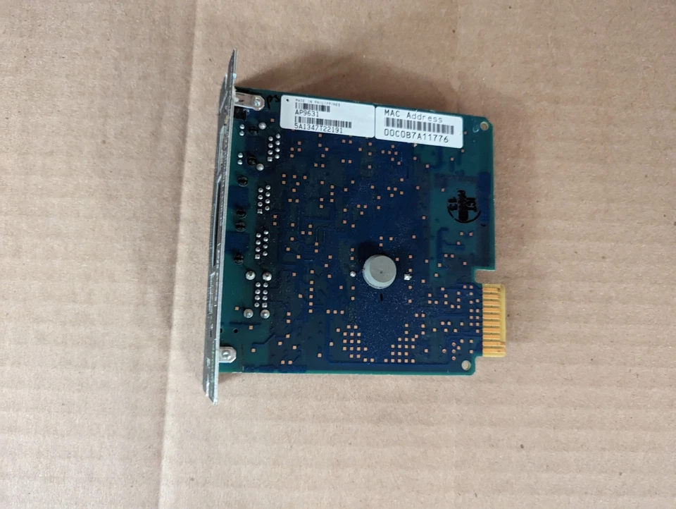 TARJETA DE ADMINISTRACIÓN DE RED APC SMART SLOT AP9631 2 640-110B-Z_REV06 H2-1(11) Foto 2 de 3