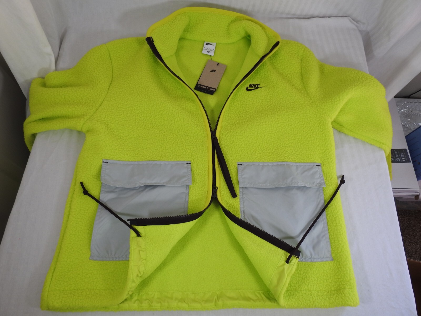 Nike Sportswear Essentials Men's Volt Yellow Full Zip Fleece Jacket. Medium. image 10