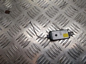 VW TOUAREG 7LA, 7L6, 7L7 Antennenverstärker  7l6035577c 2.50 Diesel 12219148