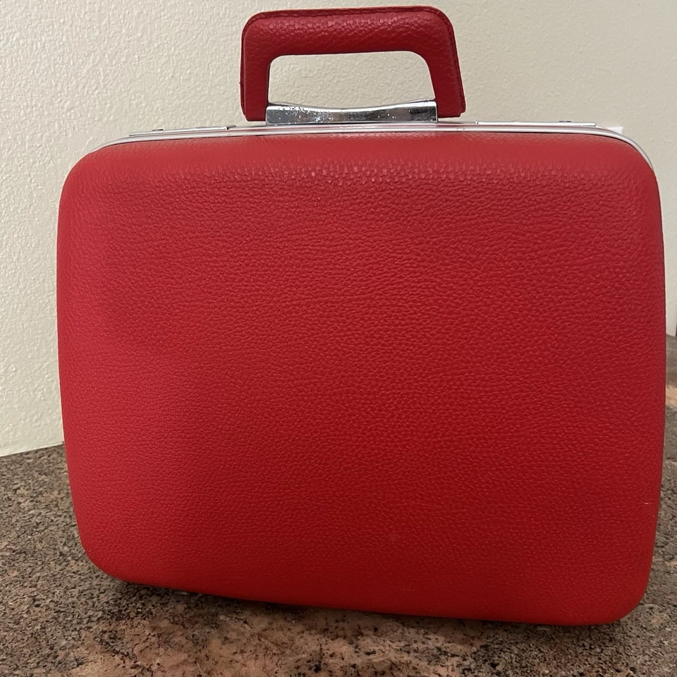 复古 Cavalet 红色硬质旅行箱 带钥匙 16x14x5 携带度假 — 第 4/4 张图片