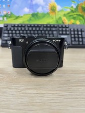 Sony DSC-RX1 Sony Cyber-shot Less than 3x Optical Zoom Digital
