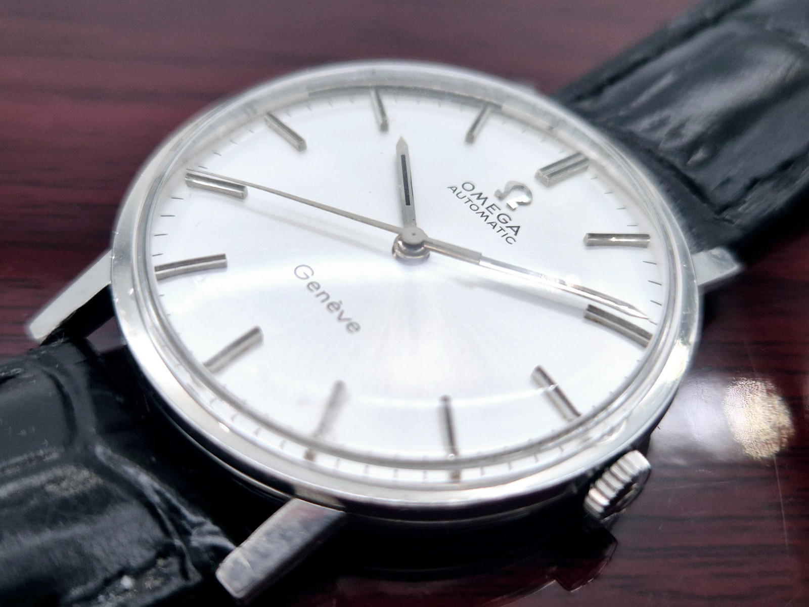 Omega Geneve Automatic 165.070 Vintage Steel Classic 1970s Clean Dial image 6