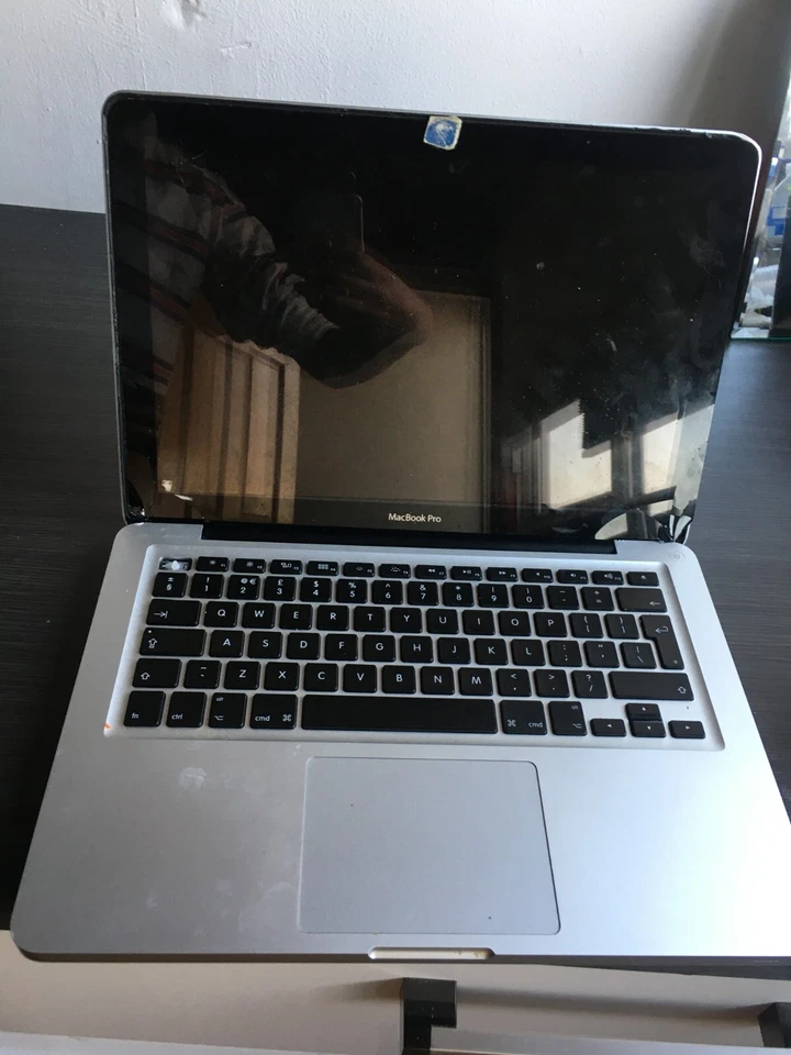 Apple MacBook Pro 13", Intel Core i5, 2.4GHz, 2011, 500GB HDD, 8GB RAM, A1278 - Image 4 of 4