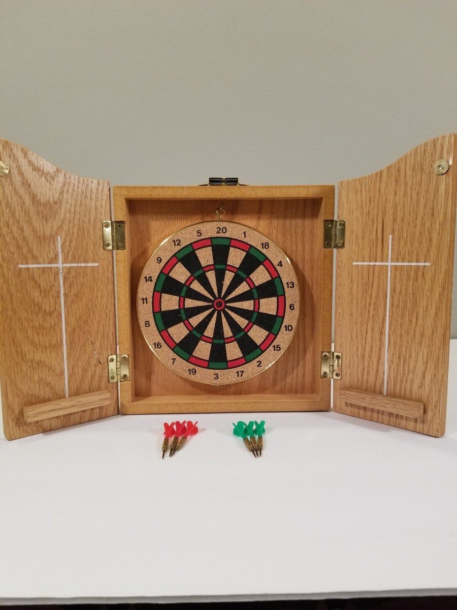 Kings Head Pub & Lodging Wooden 2 Players Wall Hanging Dart Game 9