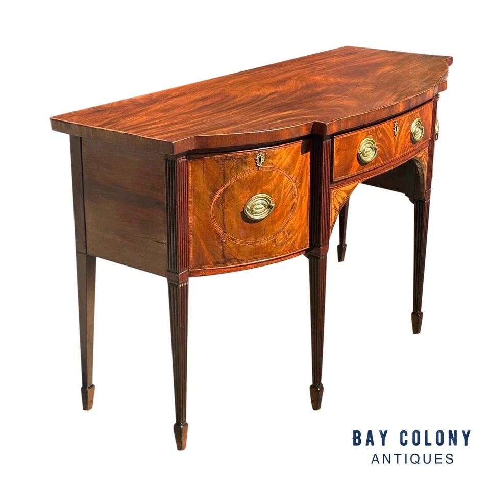 ANTIGUO SERVIDOR CON INCRUSTACIONES DE VENTILADOR DE CAOBA ERA GEORGE III CON CAJÓN DE BOTELLAS FORRADO DE ZINC Foto 2 de 4