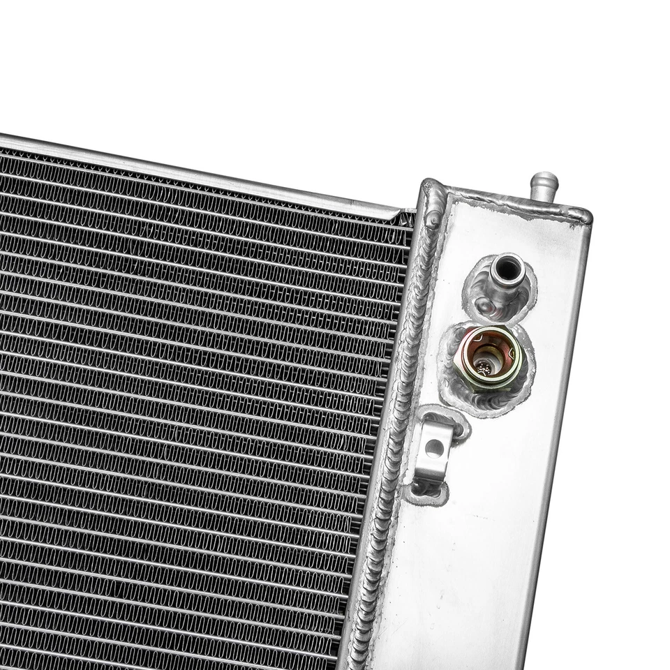 4Row Aluminum Radiator fits 2003-2007 Chevy GMC C4500 C5500 C6500 Topkick Kodiak - Imagem 4 de 4