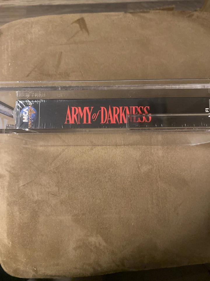 Army Of Darkness IGS Graded VHS Tape 1993 Canada First Print RARE Foto 3 de 4
