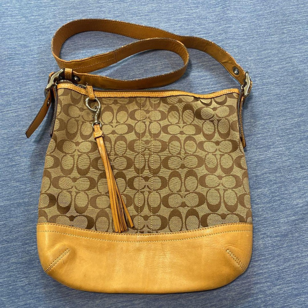 Coach Canvas Leather Shoulder Bag Auth Beige Medium Women US