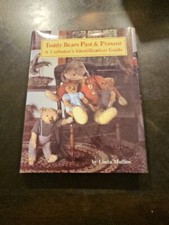 Inscribed Print TEDDY BEARS PAST  PRESENT COLLECTOR IDENTIFICATION BOOK