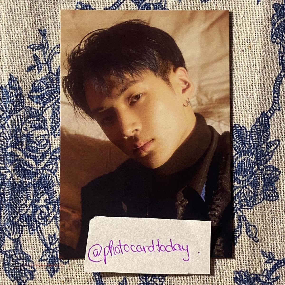 最終値下げ　enhypen 1周年トレカ　2種　セット　HYBE INSIGHT ENHYPEN HYBE INSIGHT OFFICIAL PHOTOCARD SET | eBay