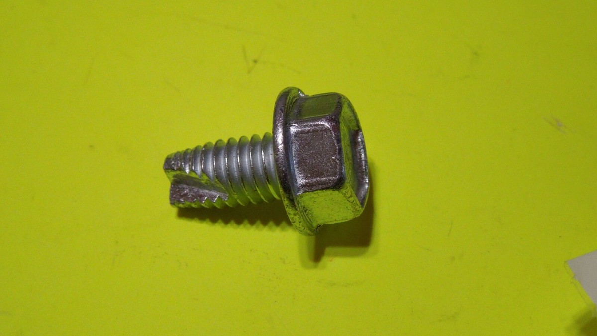 1 NOS OEM Harley Davidson 5/16