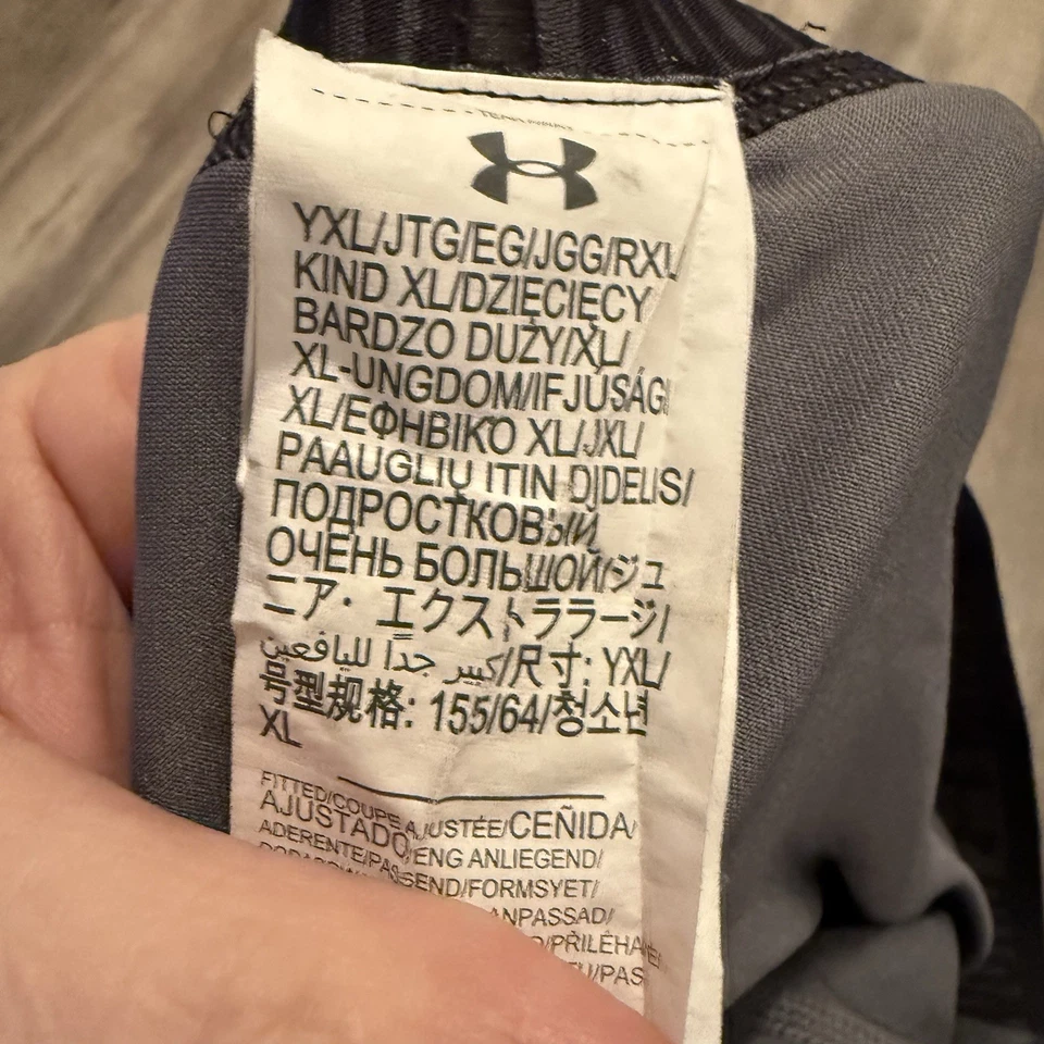 Under Armour Girls UA HeatGear Printed Legging Youth X-Large Black Gray 1271028 - Image 2 of 4