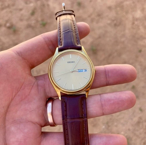 Vintage Mens Seiko 7N43 8A99 1980s Gold Tone Quartz Watch New Battery Day Date