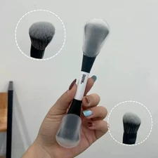 Makeup by Mario F4 Brush Dual-Ended Brush Foundation and Face Brush