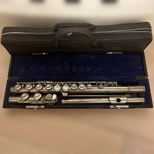 YAMAHA YFL-23 Flute Second hand NICKEL SILVER INSTRUMENT with case