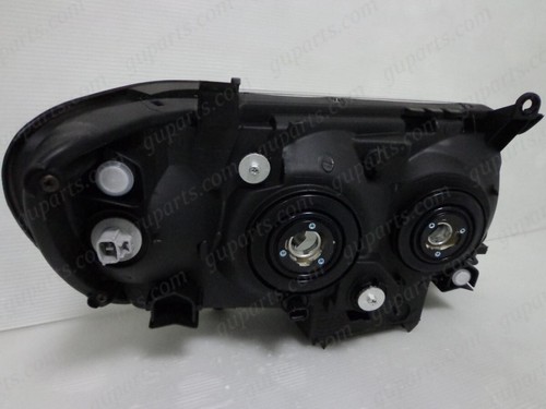New Toyota Landcruiser 100 Series Left Headlight Lamp - Picture 3 of 3