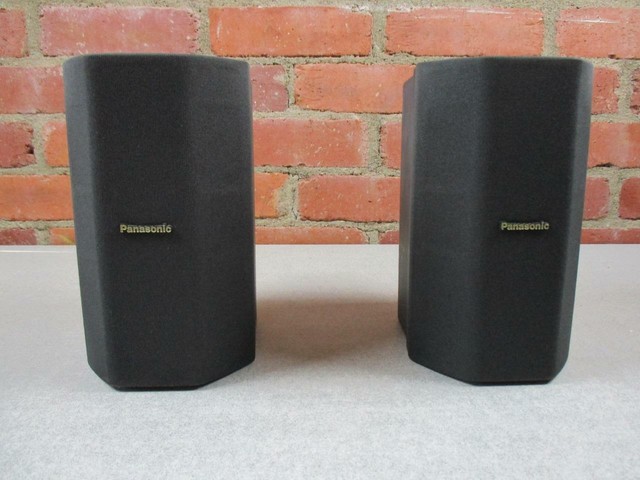 bookshelf speakers for surround sound