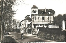 27 . PONT AUDEMER CORNEVILLE ..HOSTELLERIE DES CLOCHES .. MOTARD .. PUB BIERES