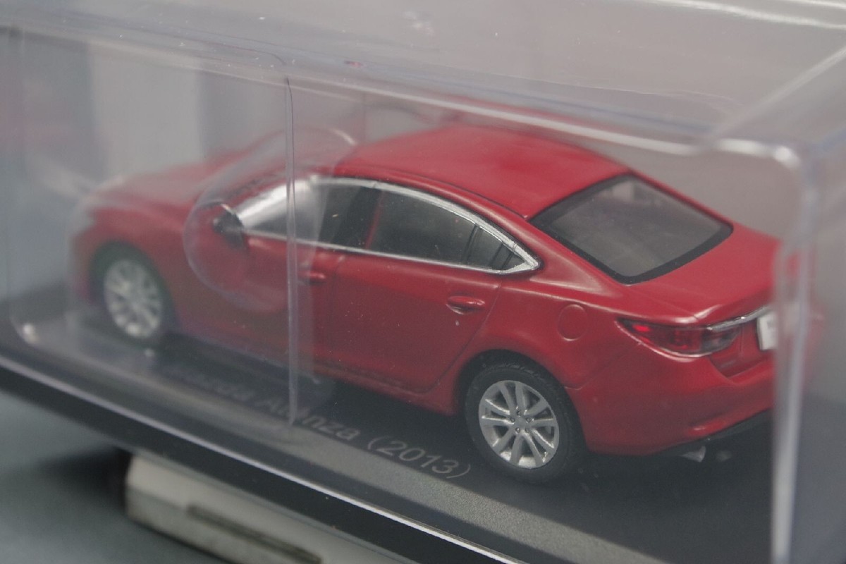 Mazda Atenza 2013 Red 1/43 Scale Box Mini Car Display