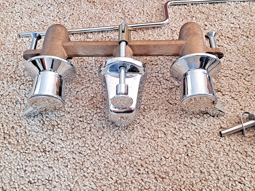 NEW Vintage Sayco 256-A Lava Ledge Shelf Mount 5-1/2" Center Lavatory Faucet NOS - Picture 7 of 11
