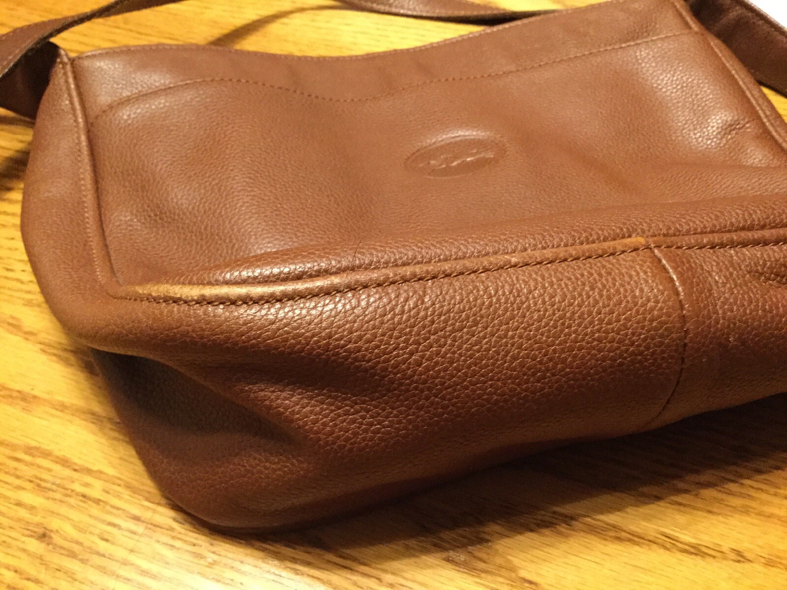 Longchamp Vintage Messenger Bag Shoulder Strap Leathe… Gem