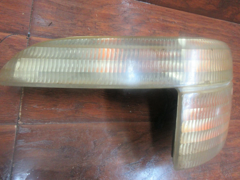 Ford Explorer, Mercury Mountaineer, 1995 - 2001, левый указатель парковки/поворота - Изображение 3 из 4