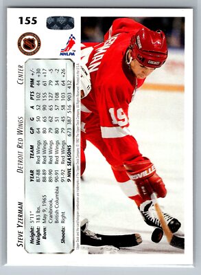 Steve Yzerman 1992-93 Upper Deck HOCKEY #155 Detroit Red Wings HOF