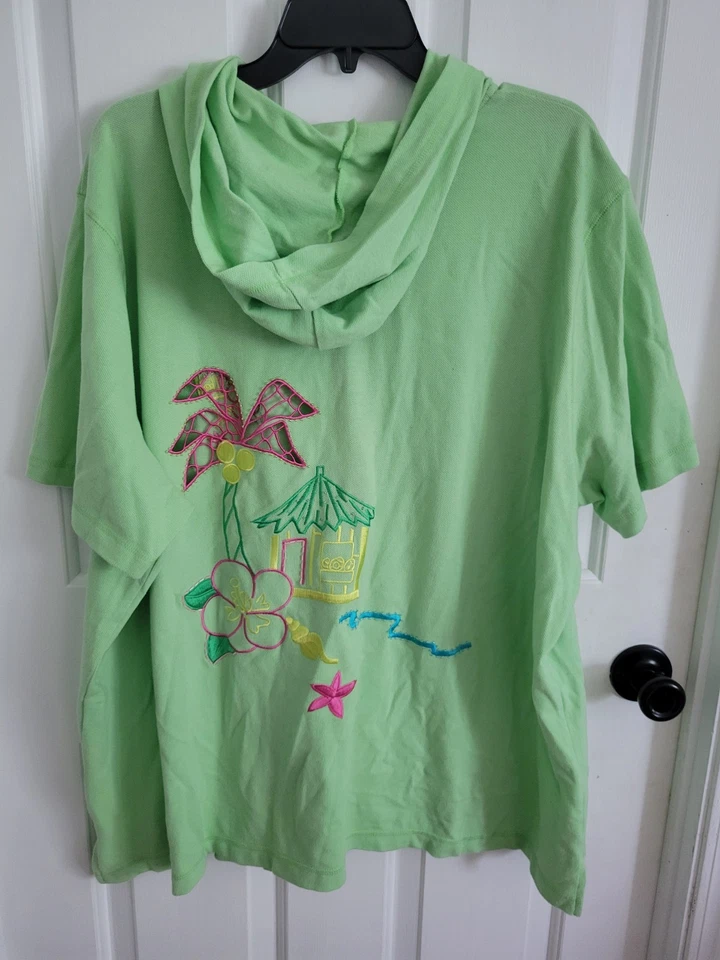 Chaqueta con Capucha Quacker Factory Escena Playa Corte Palma Verde Lima Rosa Talla 3X Foto 2 de 4