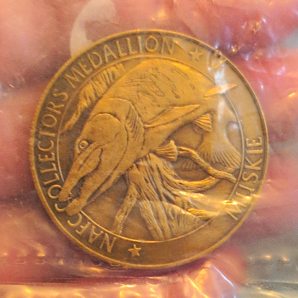 N.A. Fishing Club NAFC Collectors Series 01 Muskie Medallion Token Sealed