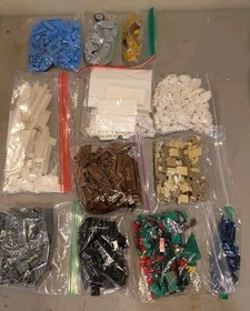 LEGO Creator Expert Winter Village Cottage  10229 Complete Bricks No Mini Figs