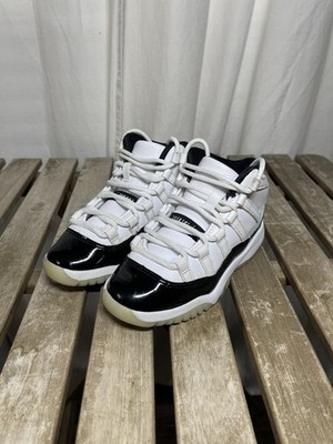 Jordan Air Jordan 11 Shoes Boys Size 12C White Black Basketball 378039-170