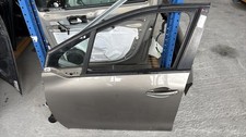 Porte avant et accessoires Peugeot 208