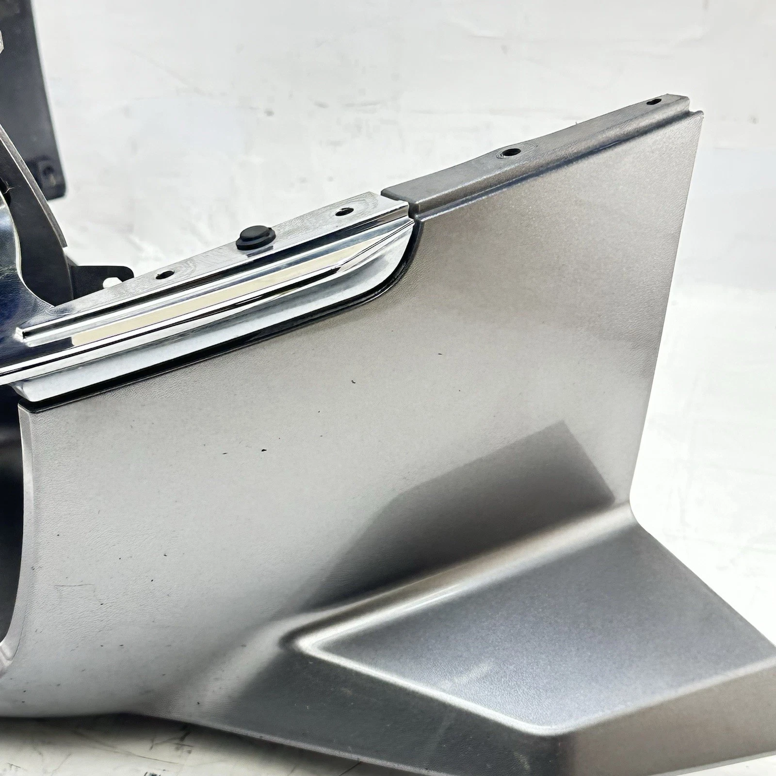 2012 CAN-AM SPYDER RT-S SE5 FRONT BUMPER LOWER FAIRING COWL PANEL TRIM SILVER
