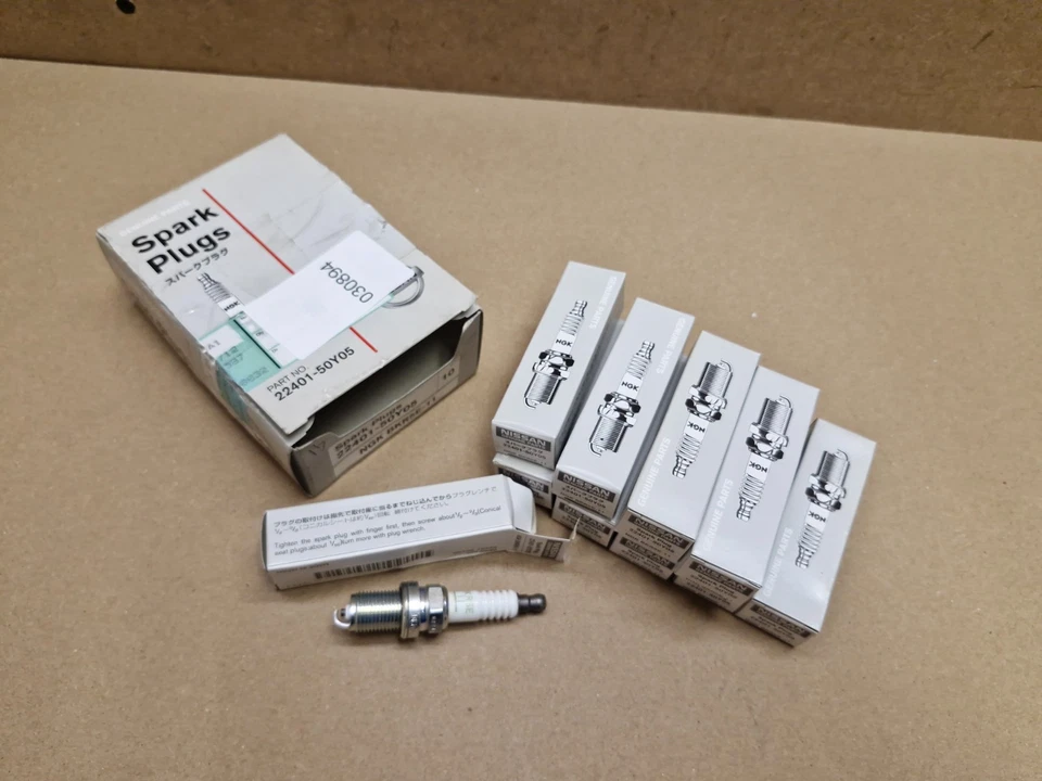 Nissan Pathfinder Mk2 P50 Spark Plugs X10 Navara D22 NGK 2240150Y05 Genuine - Image 2 of 4