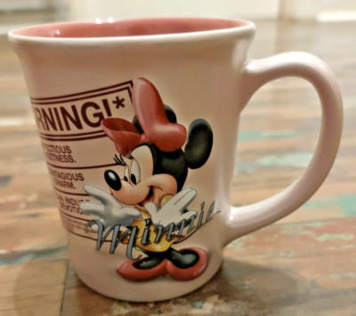 Kaffeebecher Minnie Mouse 3D Effekt ,12,5 cm hoch 10 cm breit, Disneyland Paris 