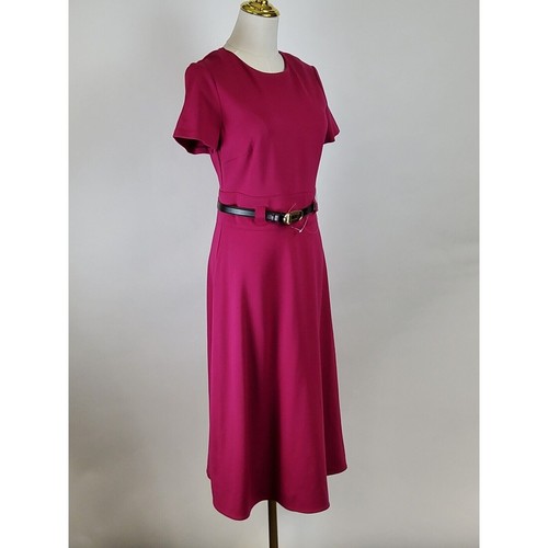 Karl Lagerfeld Paris Damen Ponté Gürtel Midikleid Wildberry Größe 4 Neu mit Etikett - Bild 3 von 9