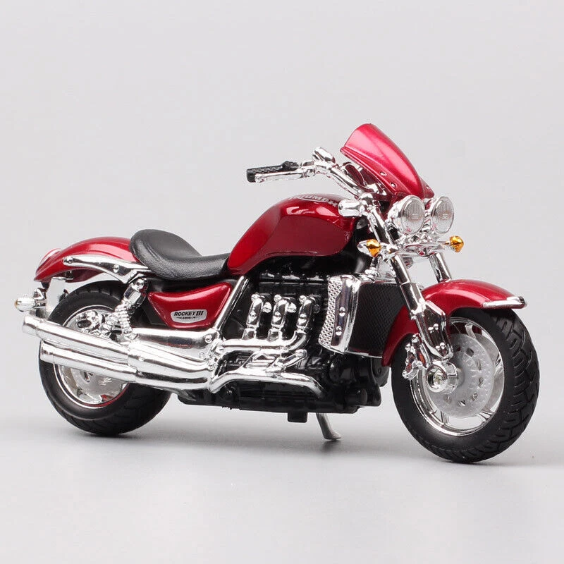1/18 bburago Triumph Rocket 3 Trident cruiser motorcycle Diecasts model bike Toy - Image 3 of 4