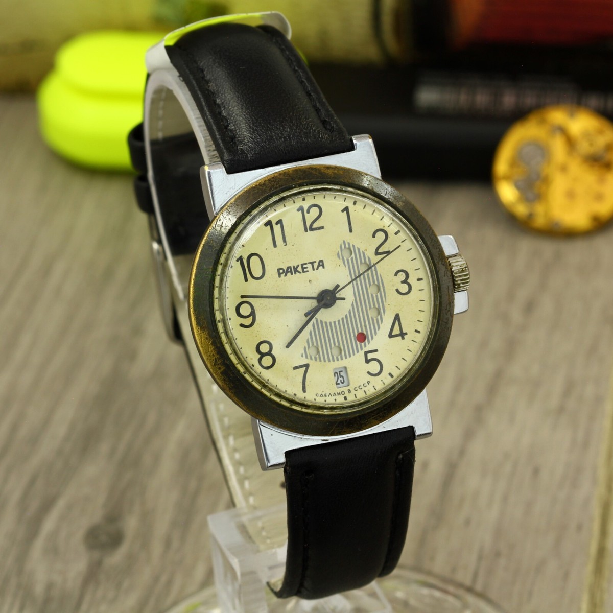 Raketa RARE model with red dot day indicator USSR Soviet