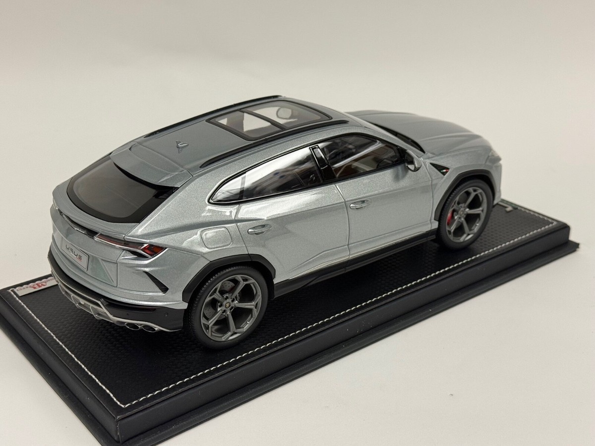 1/18 MR Collection Lamborghini Urus in Silver 2020 Owner Edition