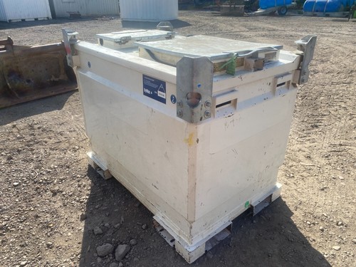 1000L Diesel Bowser - Used - Price £1100.00 + VAT @ 20% - Picture 3 of 5