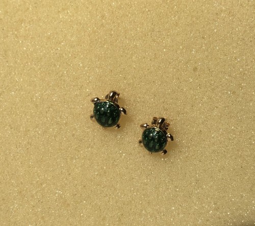 Real 14kt Yellow Gold Green Enameled Sea Turtle JCM Vintage Post Earrings - Picture 2 of 15