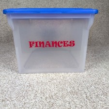 Caja de almacenamiento Sterilite contenedor tapa azul finanzas etiqueta oficina organización