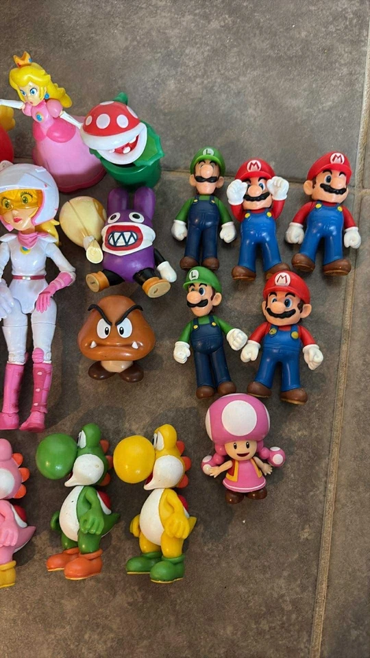 Лот товаров Jakks Super Mario Brothers Игрушечная Экшн-фигурка 22 игрушки - Изображение 4 из 4