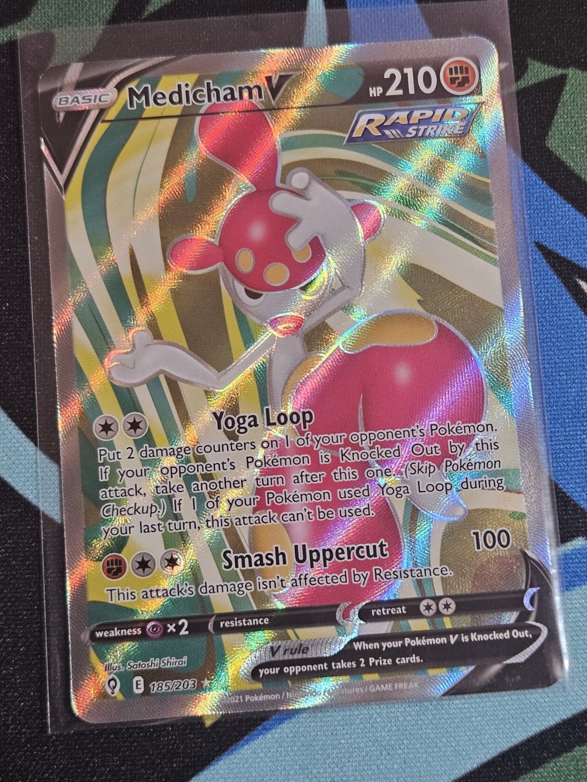 Medicham v Alternate Full Art Holo Card 185/203 SWSH07: Evolving Skies NM