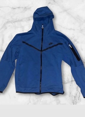 Blaue Nike Tech Jacke