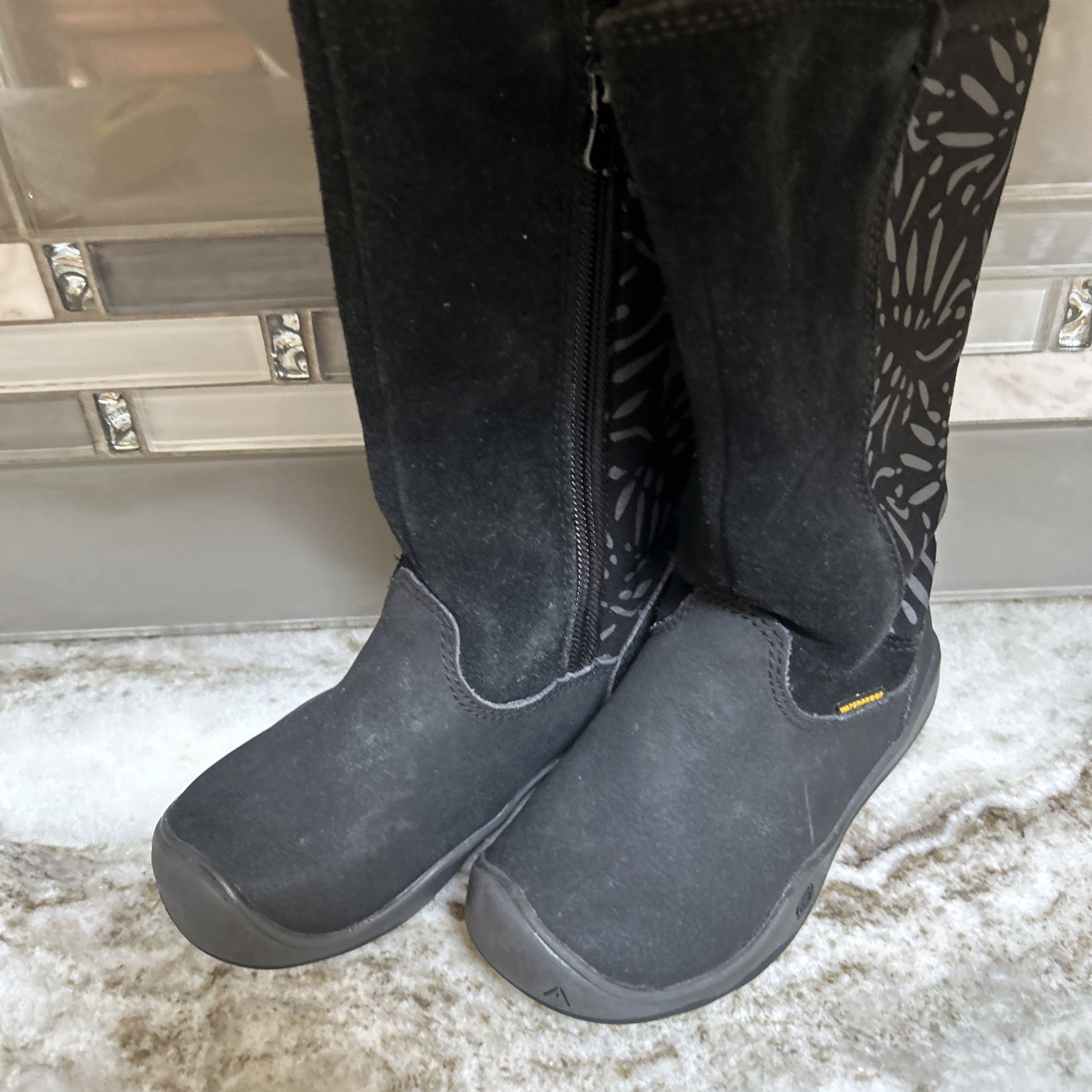 Stivali KEEN Moxie alti impermeabili neri bambini ragazze taglia 9 cerniera inverno pioggia neve