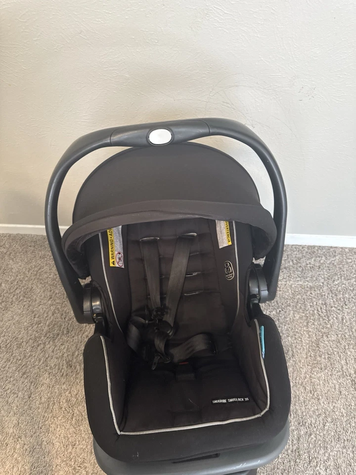 Graco Baby Car Seat In Very Good Used Condition with Cover - Image 2 of 3