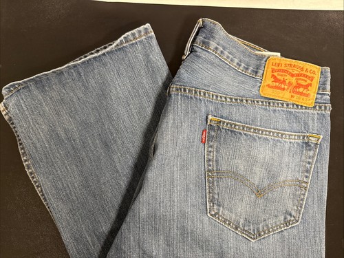 Men's Levi's 559 Denim Jeans 36x34 -used