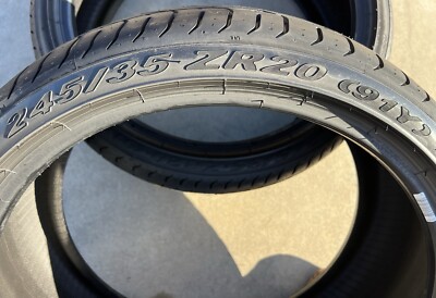 Set of TWO BRAND NEW 245/35ZR20 (91Y) Pirelli P Zero N0 NO Porsche